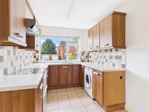 Kitchen- click for photo gallery
